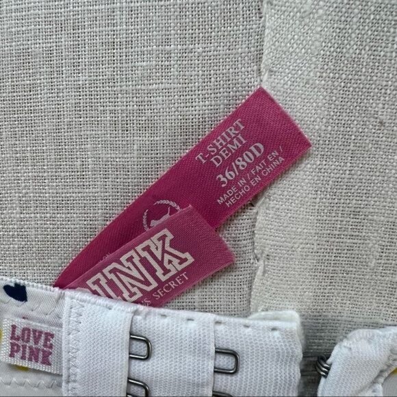 Victoria’s Secret PINK T-Shirt Demi Bra White with Multi-Colored Hearts Sz 36D - Picture 8 of 10